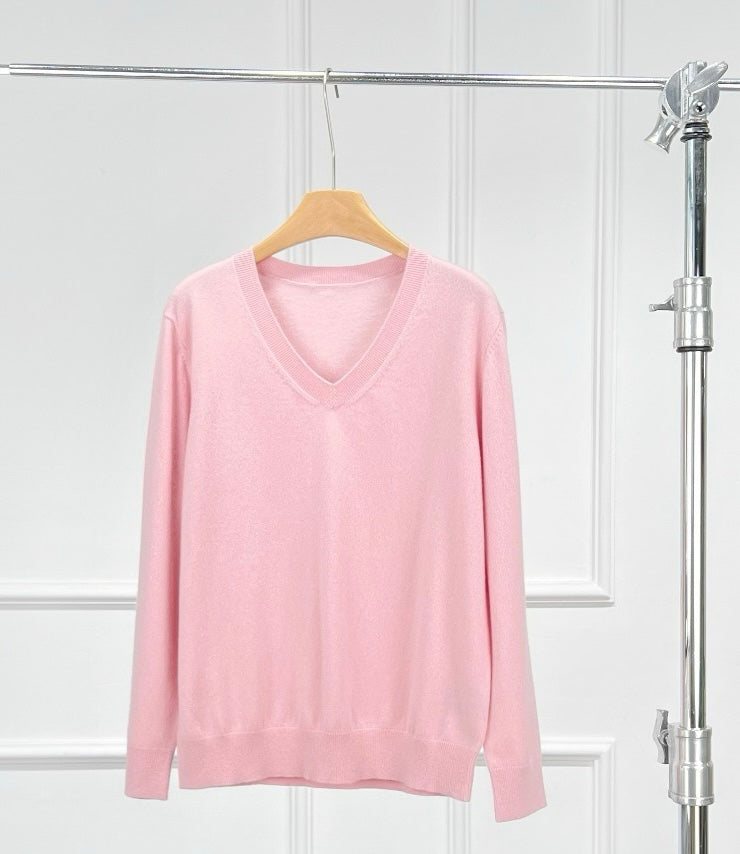 WICK Wool and Cashmere V-Neck Sweater