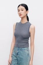 将图片加载到图库查看器，SLOW Merino Wool and Mulberry Silk Knitted Vest
