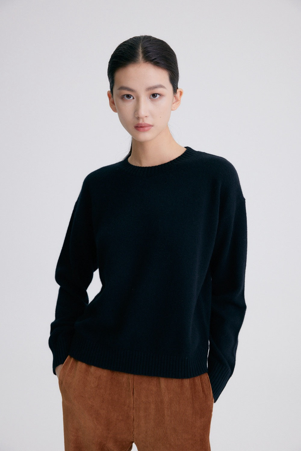 ISABEL Wool and Cashmere Round Neck Sweater