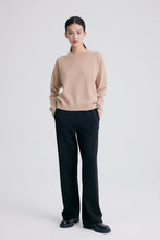 Cargar imagen en el visor de la galería, ISABEL Wool and Cashmere Round Neck Sweater
