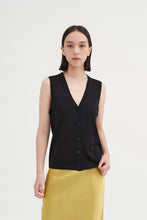 将图片加载到图库查看器，KOW Merino Silk Blend Buttoned Vest
