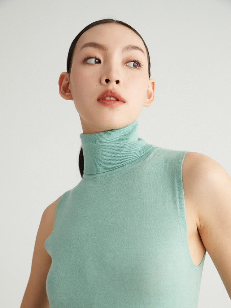 Edith Turtleneck Sleeveless Knit Vest