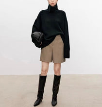 将图片加载到图库查看器，Phoebe Oversized Turtleneck Sweater
