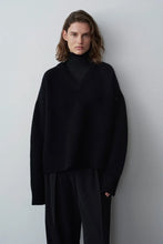Load image into Gallery viewer, Davion Premium Pure Cashmere V-Neck Sweater — The Geometry of Quiet Strength
