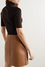 将图片加载到图库查看器，Leenda Cashmere Silk  Turtleneck Short Sleeves Top
