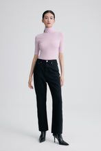 Cargar imagen en el visor de la galería, Lydia Merino Wool Turtleneck Short Sleeves Sweater
