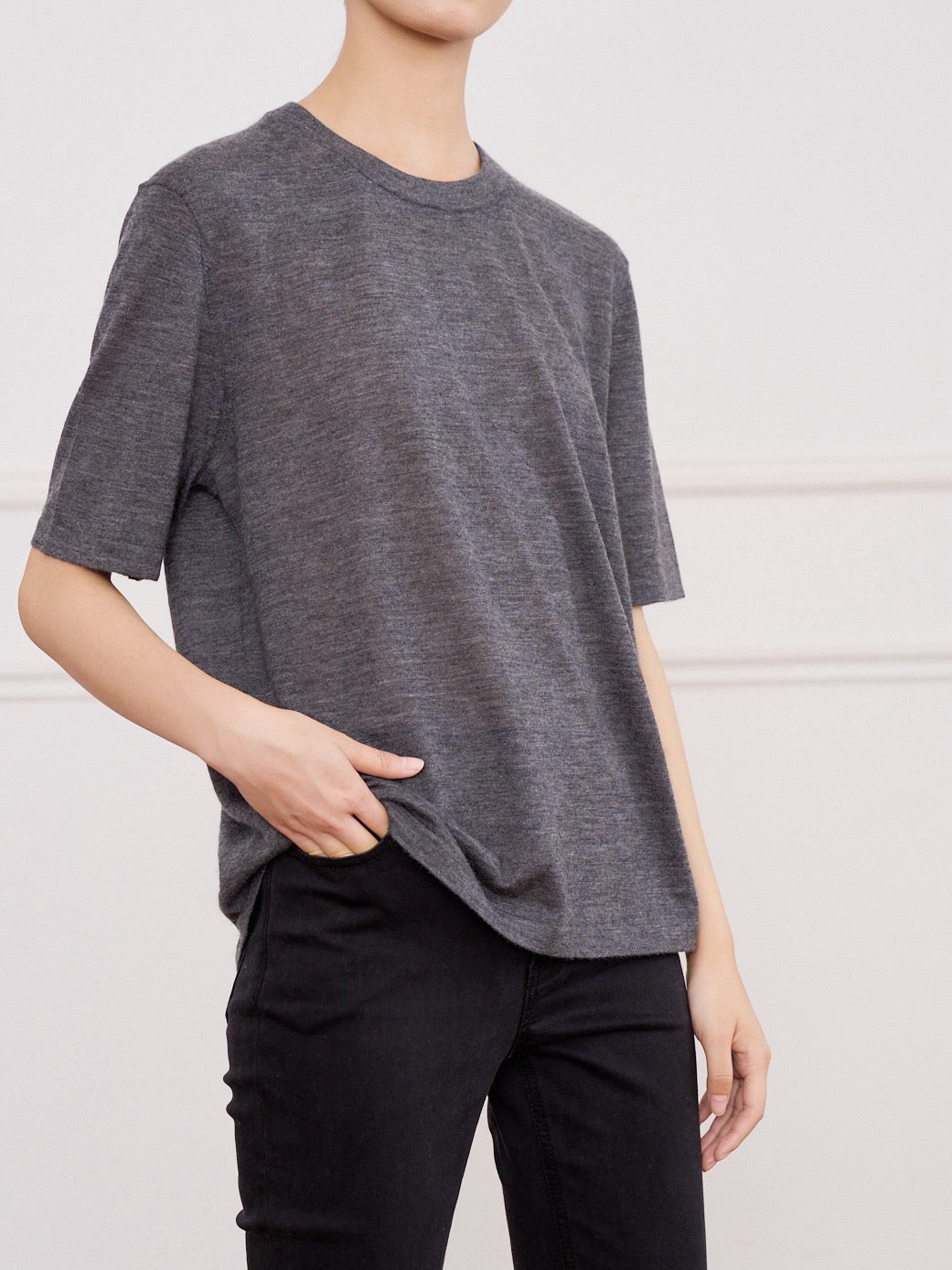 Elgin Extra Super Fine Luxurious Cashmere T-Shirt – Softly Spoken Elegance