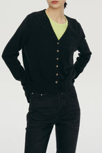 Charger l&#39;image dans la galerie, Grace V-Neck Long Sleeve Premier Cashmere Cardigan
