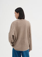 画像をギャラリービューアに読み込む, Arshan Cable Knit Cashmere Sweater
