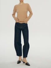 Charger l&#39;image dans la galerie, Deluxe Essential Premier Cashmere Round Neck Sweater
