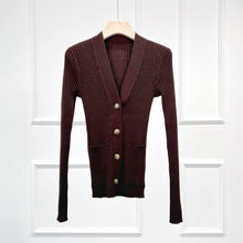 Charger l&#39;image dans la galerie, Edition Extra Fine Merino Wool Rib-Knitted Cardigan
