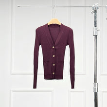 Charger l&#39;image dans la galerie, Edition Extra Fine Merino Wool Rib-Knitted Cardigan
