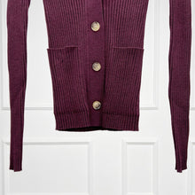 Charger l&#39;image dans la galerie, Edition Extra Fine Merino Wool Rib-Knitted Cardigan
