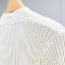 Charger l&#39;image dans la galerie, Edition Extra Fine Merino Wool Rib-Knitted Cardigan

