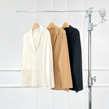 画像をギャラリービューアに読み込む, ÀIMAI Merino Knit Blazer
