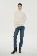 Charger l&#39;image dans la galerie, Kate Premier Cashmere Merino Wool Turtleneck Sweater
