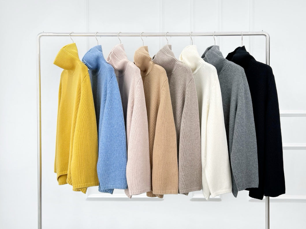 Cambridge Wool-Cashmere Oversized Turtleneck Sweater