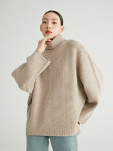 Charger l&#39;image dans la galerie, Cambridge Wool-Cashmere Oversized Turtleneck Sweater

