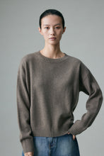 将图片加载到图库查看器，Isabel Premier Cashmere Merino Wool Round Neck Sweater
