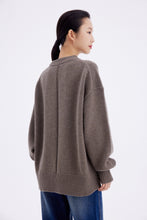Cargar imagen en el visor de la galería, Ophelia Round Neck Heavyweight Premier Merino Wool Sweater
