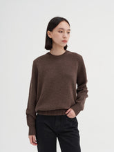 Charger l&#39;image dans la galerie, Rad Premier Cashmere Merino Wool Round Neck Sweater
