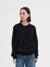 Charger l&#39;image dans la galerie, Rad Premier Cashmere Merino Wool Round Neck Sweater
