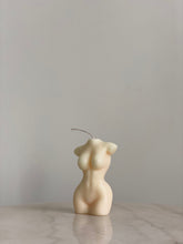 Charger l&#39;image dans la galerie, Muse Body Scene Candle
