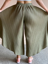 Load image into Gallery viewer, Goffer Trapeze Wide Leg Trousers
