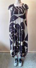 Load image into Gallery viewer, Goffer Nile Dress
