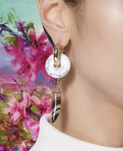 Charger l&#39;image dans la galerie, Handmade Stone Whisper Earrings
