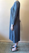 Load image into Gallery viewer, Goffer Belt Long Dress
