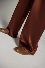 Charger l&#39;image dans la galerie, Akina Silk Satin Wide Leg Pants
