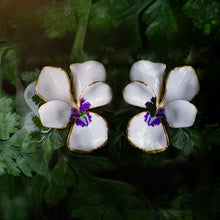 将图片加载到图库查看器，Belle Orchid Clip Earrings
