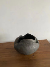Load image into Gallery viewer, Three Petals Open Mouth Bowl
