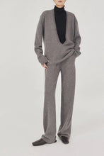 将图片加载到图库查看器，Mesa Classic Premier Cashmere U-Neck Sweater
