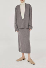 将图片加载到图库查看器，Mesa Classic Premier Cashmere U-Neck Sweater
