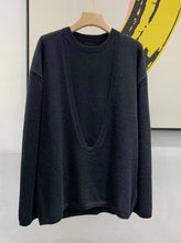 将图片加载到图库查看器，Mesa Classic Premier Cashmere U-Neck Sweater
