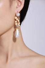 将图片加载到图库查看器，Baroque Pearl Pendant Earrings
