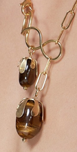 Cargar imagen en el visor de la galería, Handmade Natural Stone Irregular Design Necklace
